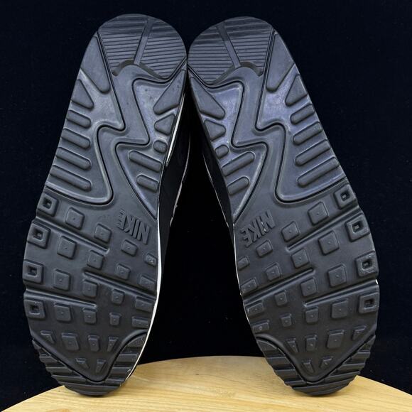 Men\'s Nike Air Max 90 Shoes Iron Smoke Grey Black White Size 9.5 CN8490-002 main image 9